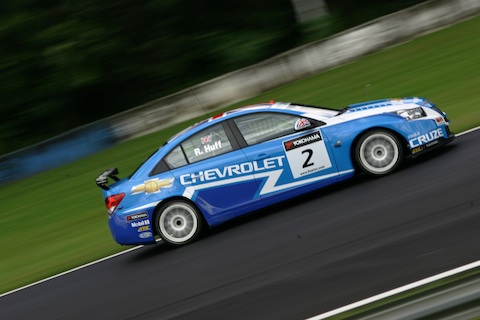 110319_wtcc_quali_huff_action